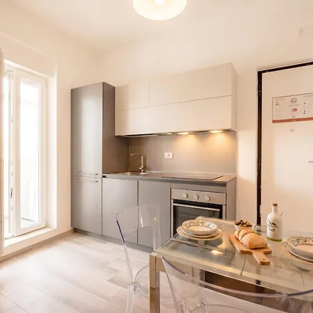 Apart-hotel Oberdan Panorama - Modern Penthouse Bari
