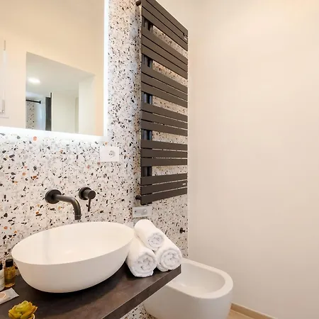 Oberdan Panorama - Modern Penthouse Bari